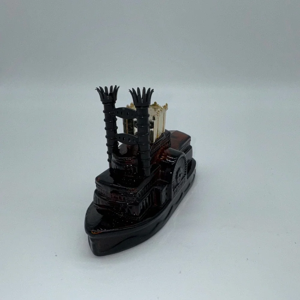 Vintage Avon Natchez‎ Side Wheeler After Shave Decanter, Collectible Boat Empty